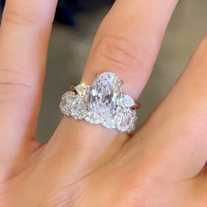 4Ct Oval Simulated Diamond Trio Ring Set