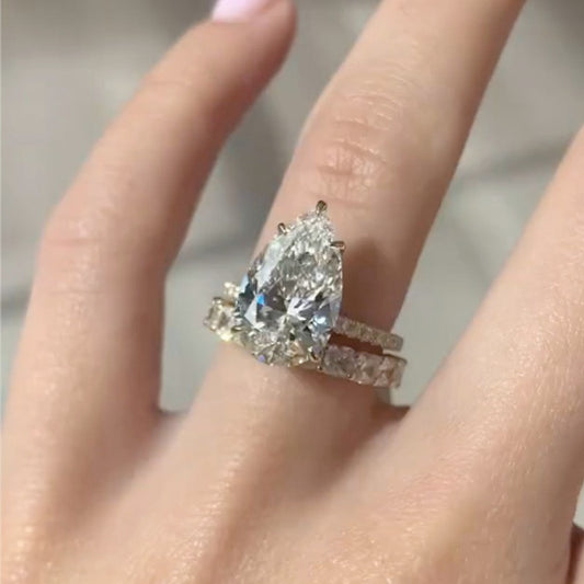 4.5CT Pear Cut Wedding Set with Half Radiant Band