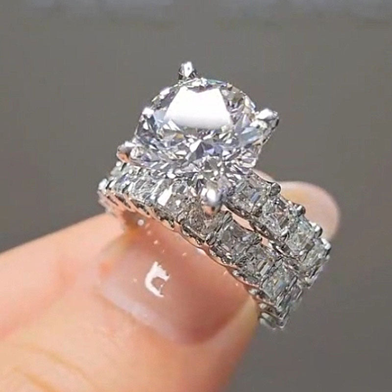 4.0ct Round Cut Diamond Ring - White Gold Plated