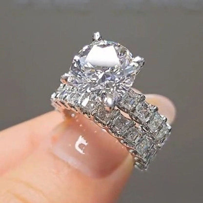 4.0ct Round Cut Diamond Ring - White Gold Plated