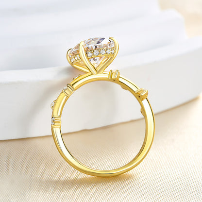 4Ct Oval Diamond Ring in Yellow Gold