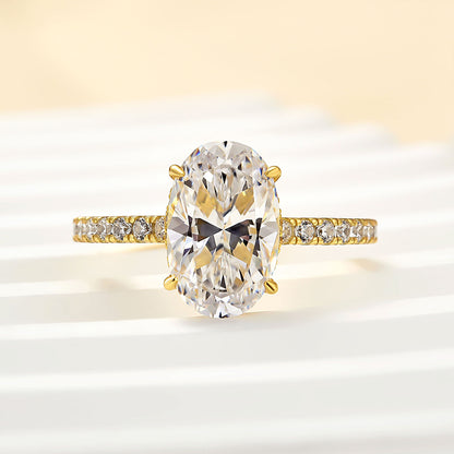 2.5ct Oval Cut Simulated Diamond Ring in 925 Silver & 18K Gold