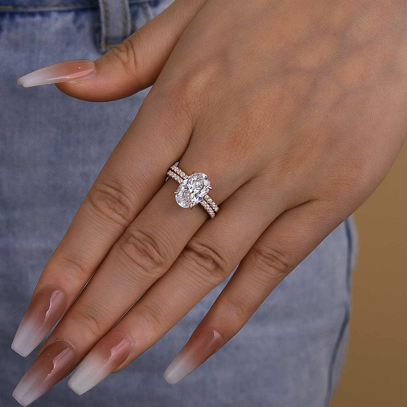 4.0CT Oval Cut Three-Tone Diamond Bridal Set
