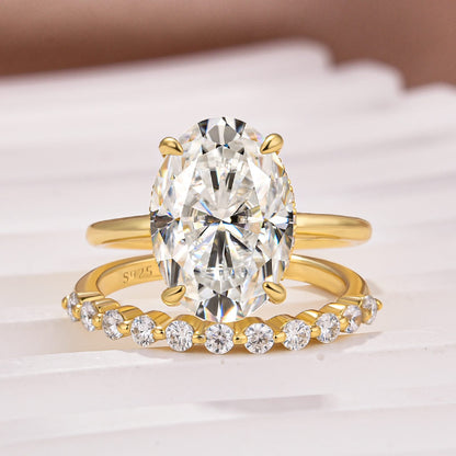 5.5CT Oval Cut Gold Diamond Ring with 0.4CT Band