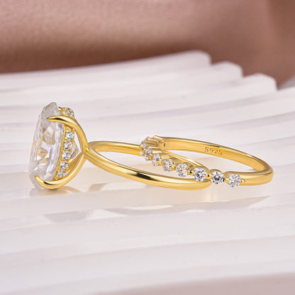 5.5CT Oval Cut Gold Diamond Ring with 0.4CT Band