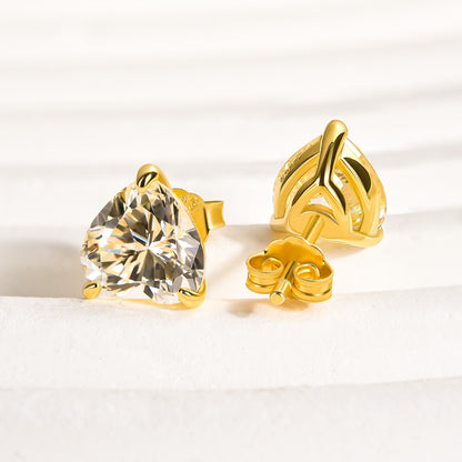 Pendientes de diamantes simulados de talla corazón de 1,25 quilates en plata de ley 