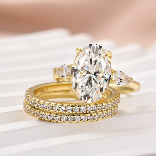 4Ct Oval Moissanite Engagement Ring in 925 Silver Yellow Gold Plated