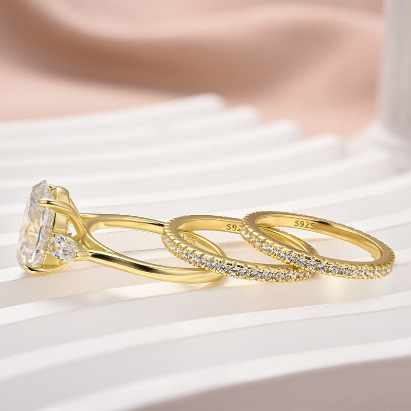 4Ct Oval Moissanite Engagement Ring in 925 Silver Yellow Gold Plated