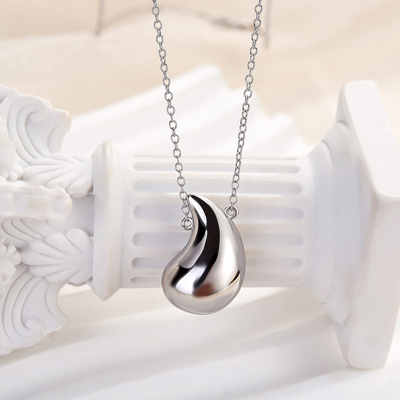 925 Silver Two-Tone 18mm Teardrop Pendant Necklace