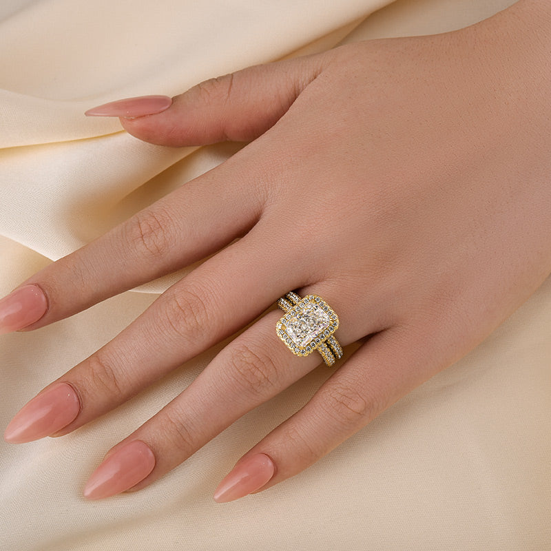 3.5ct Radiant Cut Diamond Ring Set - White/Yellow Gold