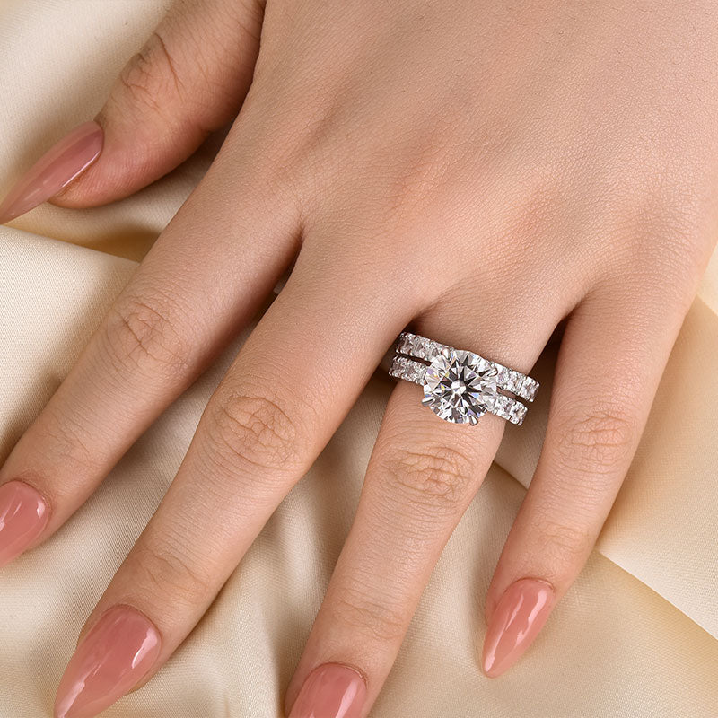 4.0ct Round Cut Diamond Ring - White Gold Plated