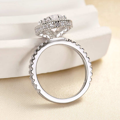 2.5 Carat Oval Cut Diamond Halo Ring