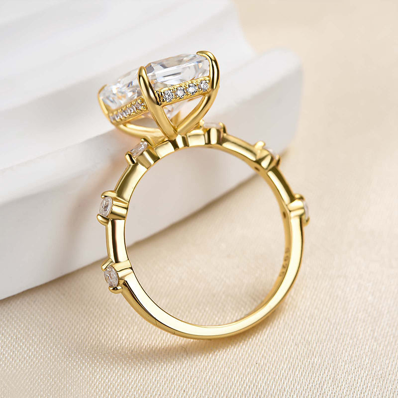 5.0 Carat Radiant Cut Crushed Ice Diamond Ring