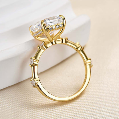 5.0 Carat Radiant Cut Crushed Ice Diamond Ring