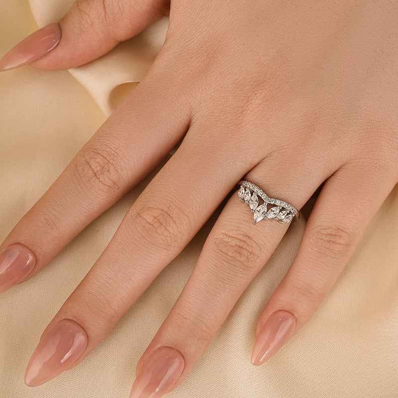 Crown-Shaped 1.8Ct Marquise & Round Diamond Wedding Band