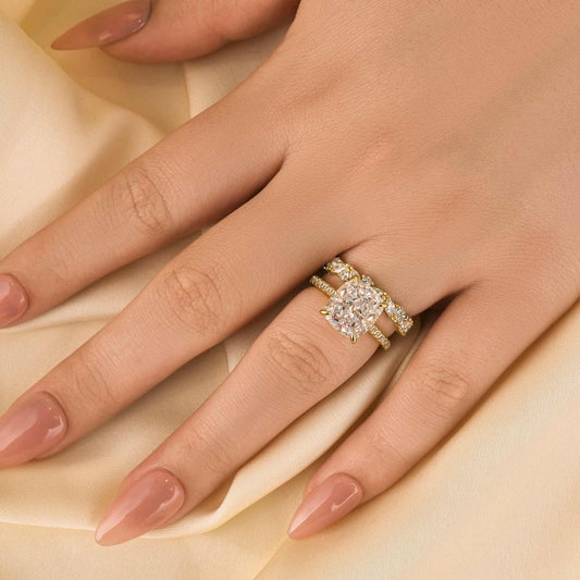 Unique 4.5Ct Cushion Bridal Set | Mixed Cut Accent Band