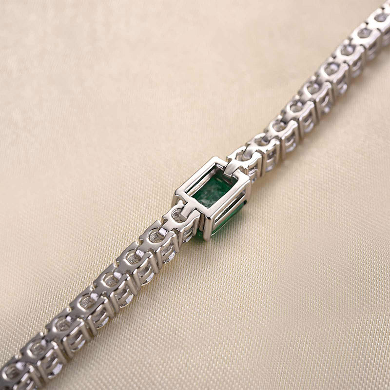 Elegante pulsera de plata de ley con esmeraldas y diamantes