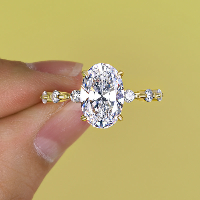 4Ct Oval Cut Diamond Ring with 0.5Ct Side Stones 925 Silver