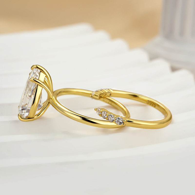 4Ct Pear Cut Simulated Diamond Solitaire Ring 18K Gold
