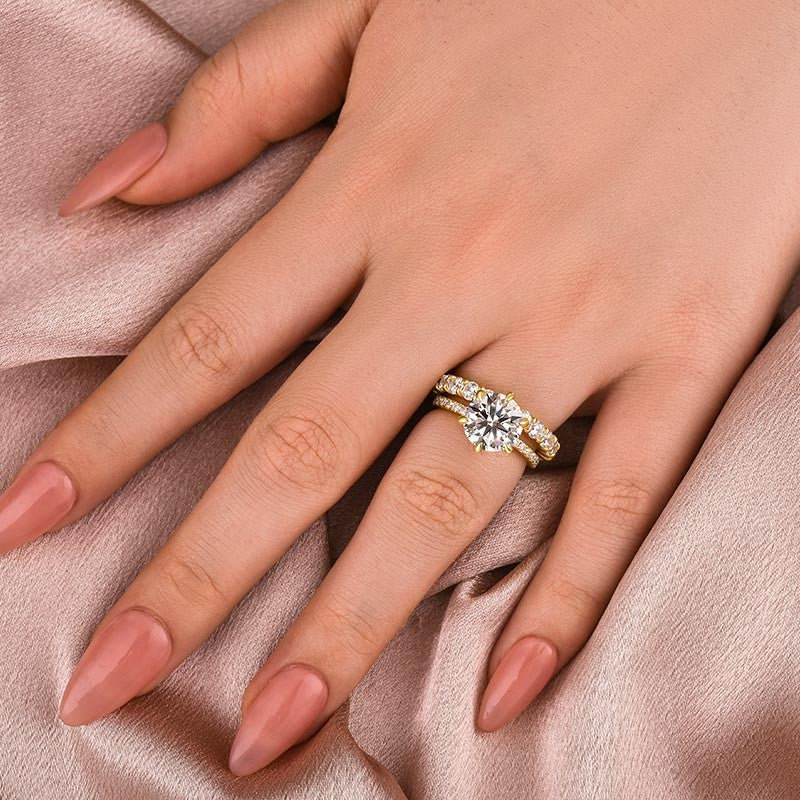 2Ct Round Moissanite Yellow Gold Ring Set