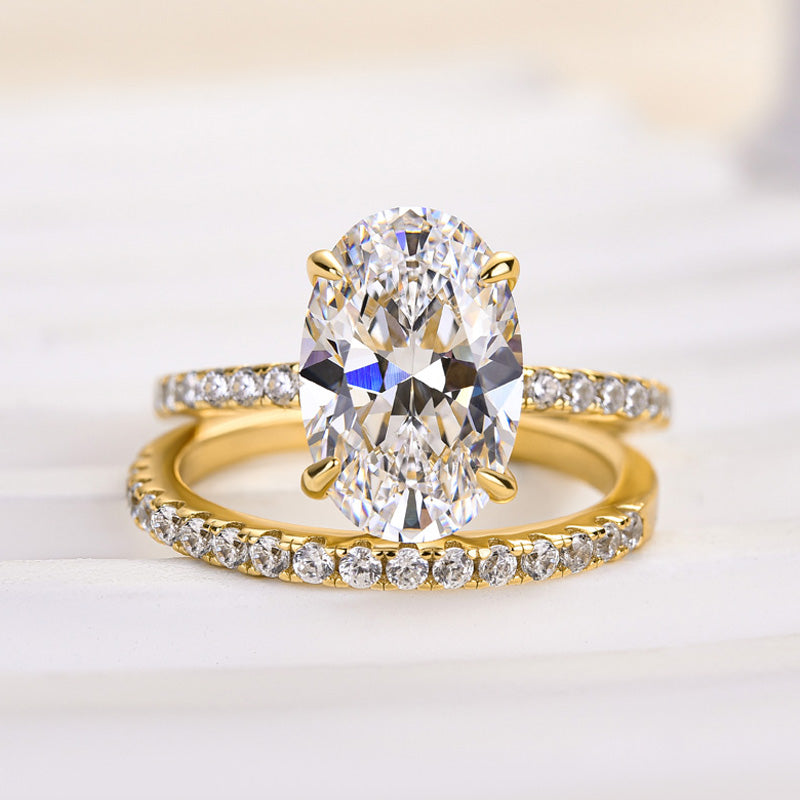 4.0CT Oval Cut Three-Tone Diamond Bridal Set