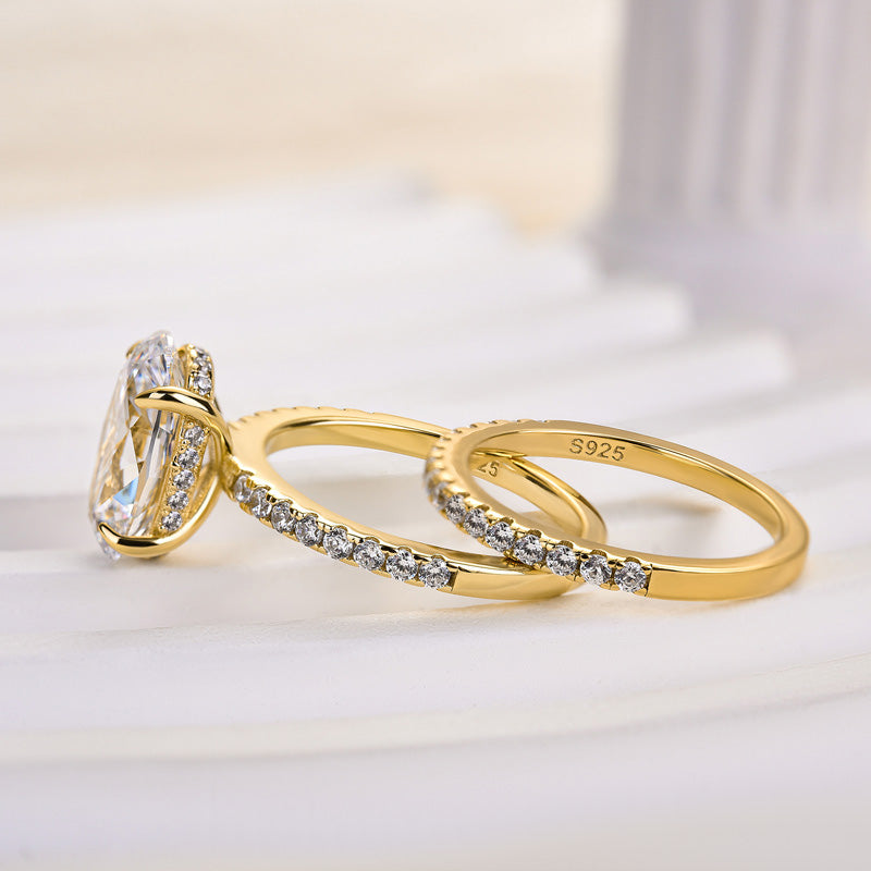 4.0CT Oval Cut Three-Tone Diamond Bridal Set