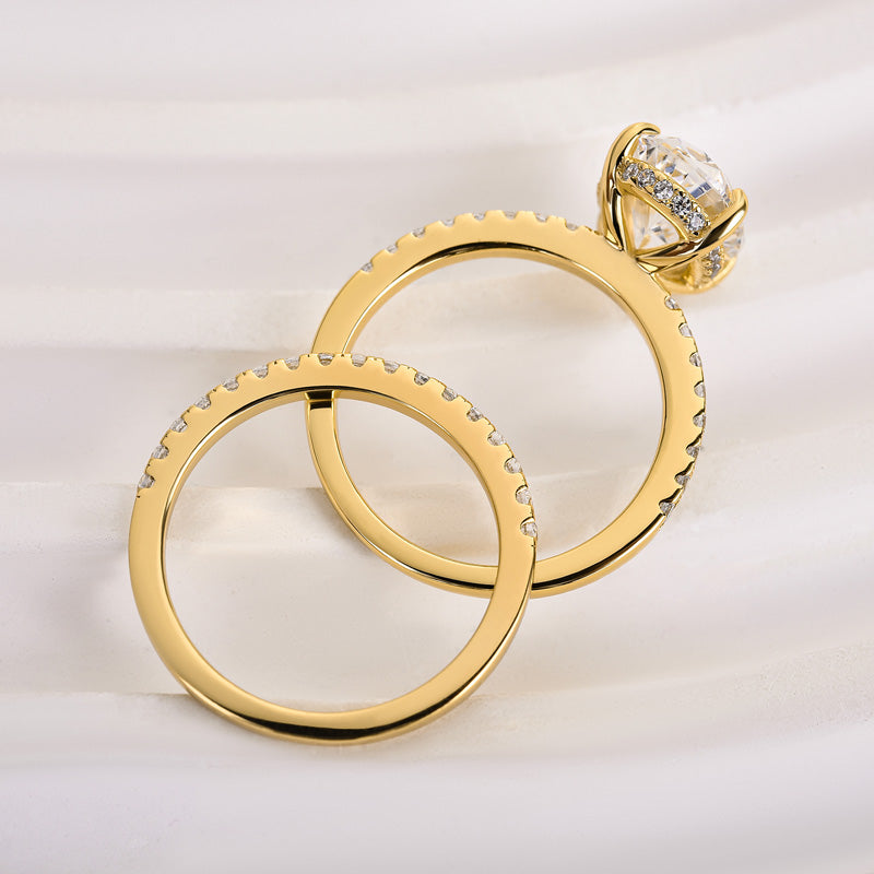 4.0CT Oval Cut Three-Tone Diamond Bridal Set