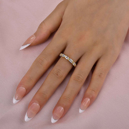 925 Silver Two-Tone Emerald & Oval Cut Diamond Wedding Band