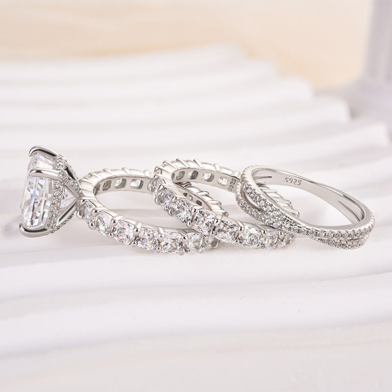 4.5CT Cushion Cut Diamond with 5.0CT Accents Wedding Set