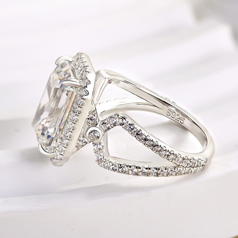 5.5Ct Emerald Cut G Color Diamond Ring