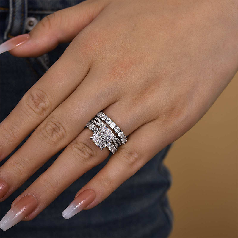 4.5CT Cushion Cut Diamond with 5.0CT Accents Wedding Set