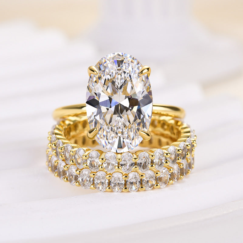 4.5CT Oval Diamond with 6CT Band Gold Ring
