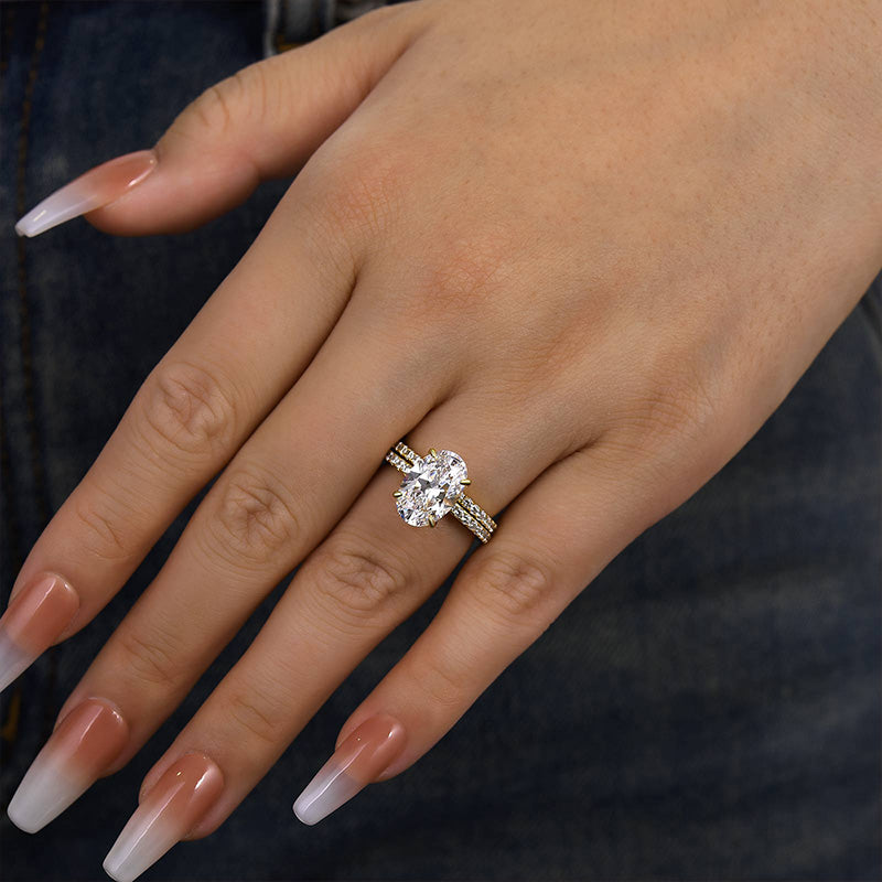 4.0CT Oval Cut Three-Tone Diamond Bridal Set