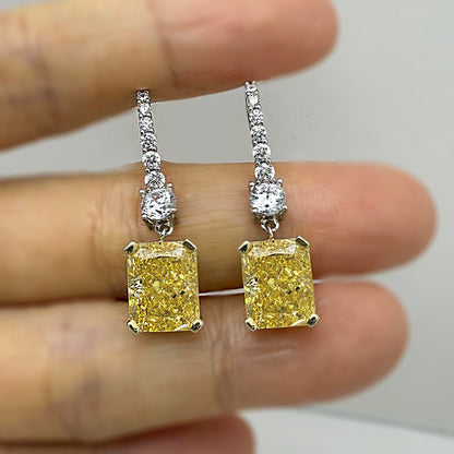 Sterling Silver Earrings with 4.0ct Zircon Item no.  EH007A03