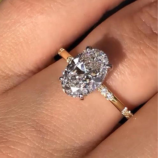 2.5Ct Oval Gold Engagement Ring with 0.5Ct Band