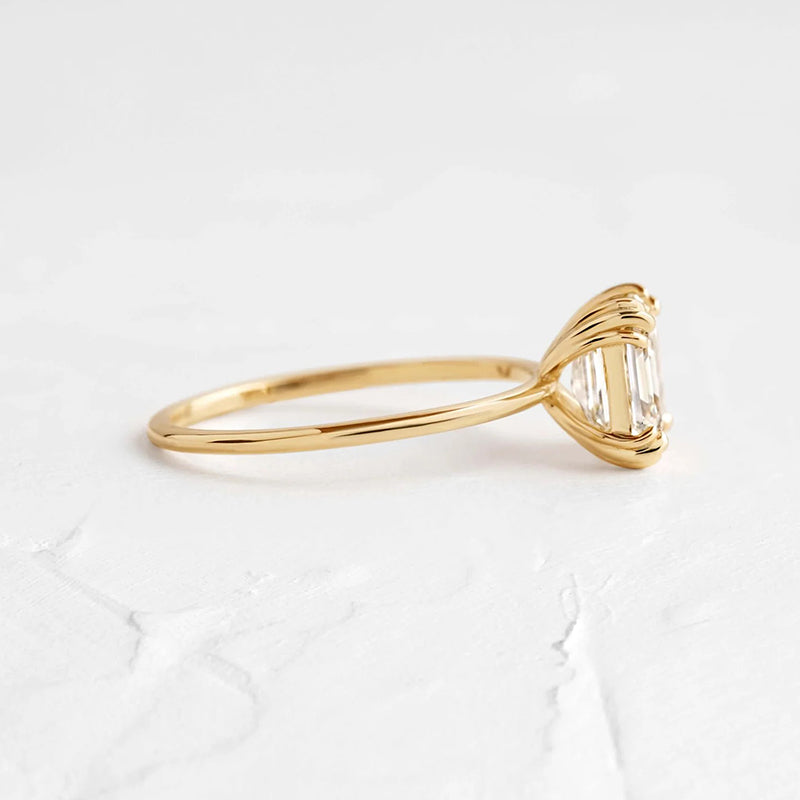 2.5Ct Asscher Cut Simulated Diamond Ring 925 Silver Yellow Gold