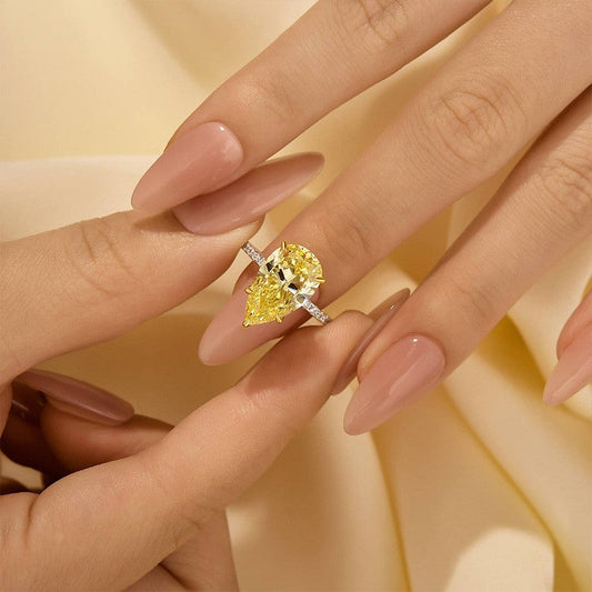 4.5Ct Yellow Pear Cut Diamond Travel Ring