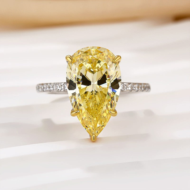 4.5Ct Yellow Pear Cut Diamond Travel Ring