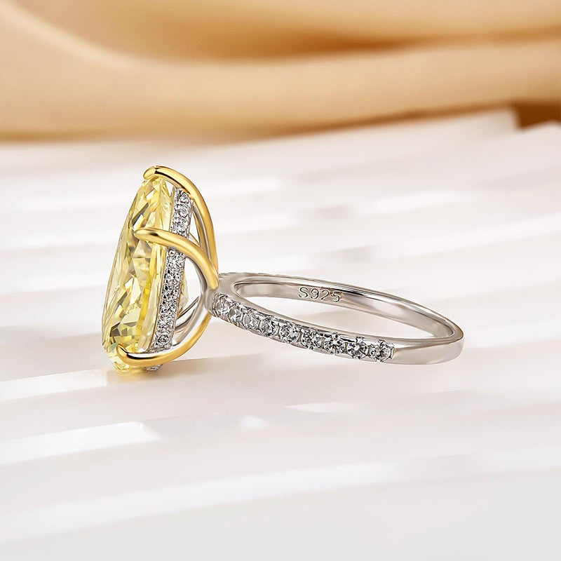 4.5Ct Yellow Pear Cut Diamond Travel Ring