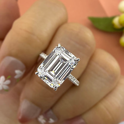 Shinning Emerald Cut Engagement Ring For Women In Sterling Silver Item no. HT014