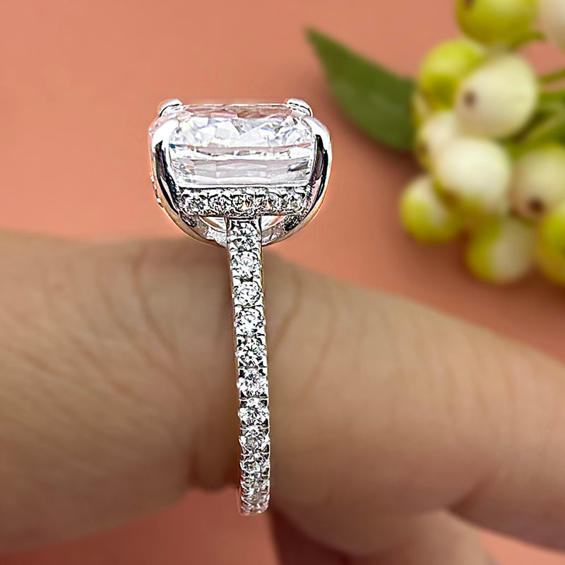 Gorgeous 4.5 Carat  Cushion Cut Women's Engagement Ring In Sterling Silver Item no. HT022