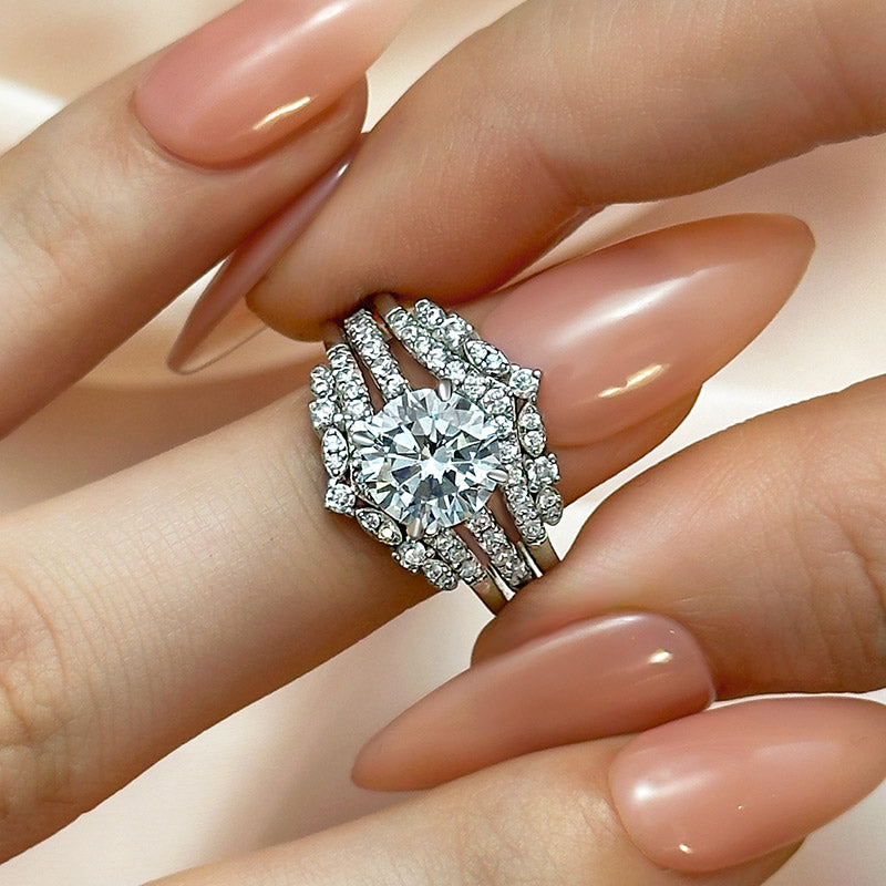 2Ct Round Diamond Ring with Platinum Plating