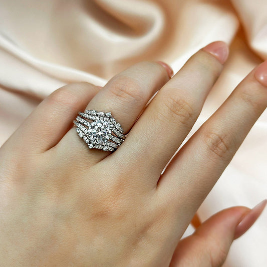 2Ct Round Diamond Ring with Platinum Plating