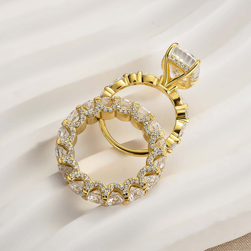 5.5CT Cushion Cut Diamond with 5.0CT Band Gold Ring