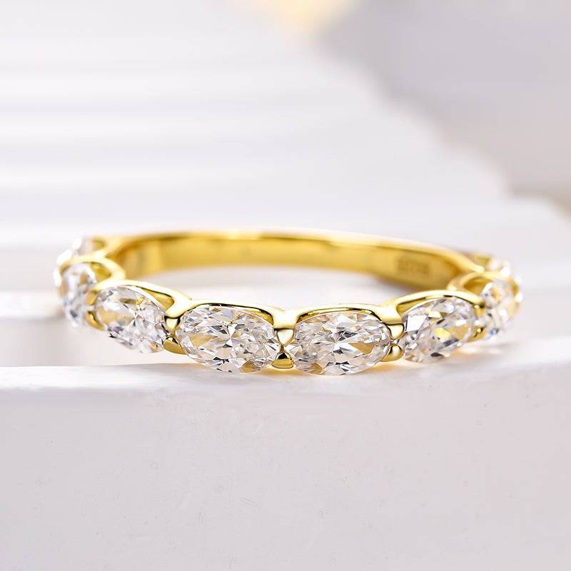 2.0Ct Oval Cut Simulated Diamond Wedding Band Yellow Gold Plated