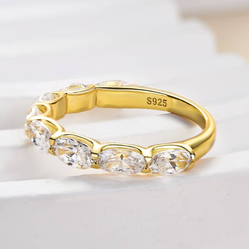2.0Ct Oval Cut Simulated Diamond Wedding Band Yellow Gold Plated